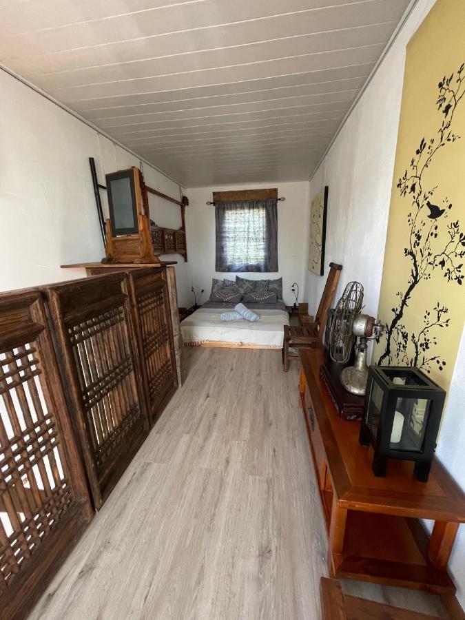 Crazy Lounge Bnb Aigle Exterior foto