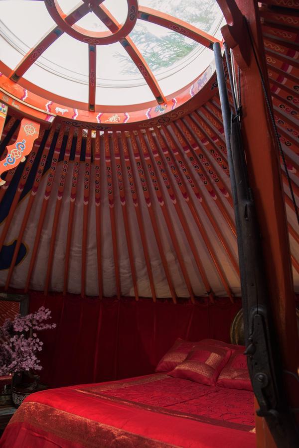 Crazy Lounge Bnb Aigle Exterior foto